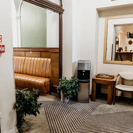 ホテル Yarden By Artery クラクフ